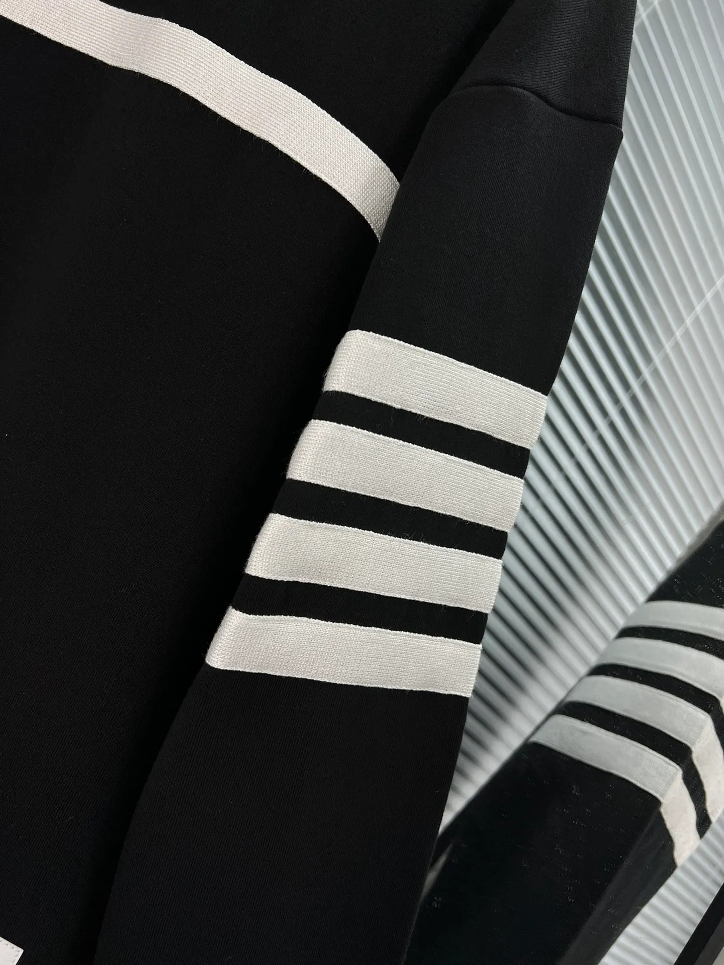 THOM BROWNE 2023 /AW 🔥 ， ， ， ， Quality ， Classic Classic ：Black Blue White Sizes：12345